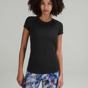 💥SOLD💥 Lululemon athletica Swiftly Tech Short Sleeve Shirt size 6 black